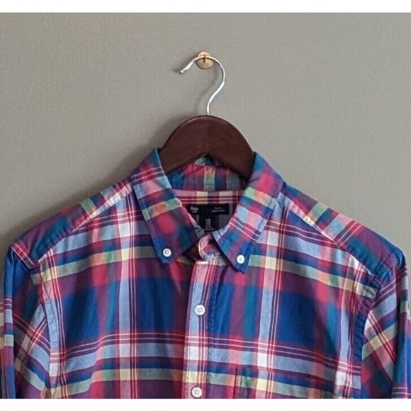 Gap Size Medium Mens Button Down Plaid Shirt Dress Blue Slim Fit Red Long Sleeve - Picture 2 of 4